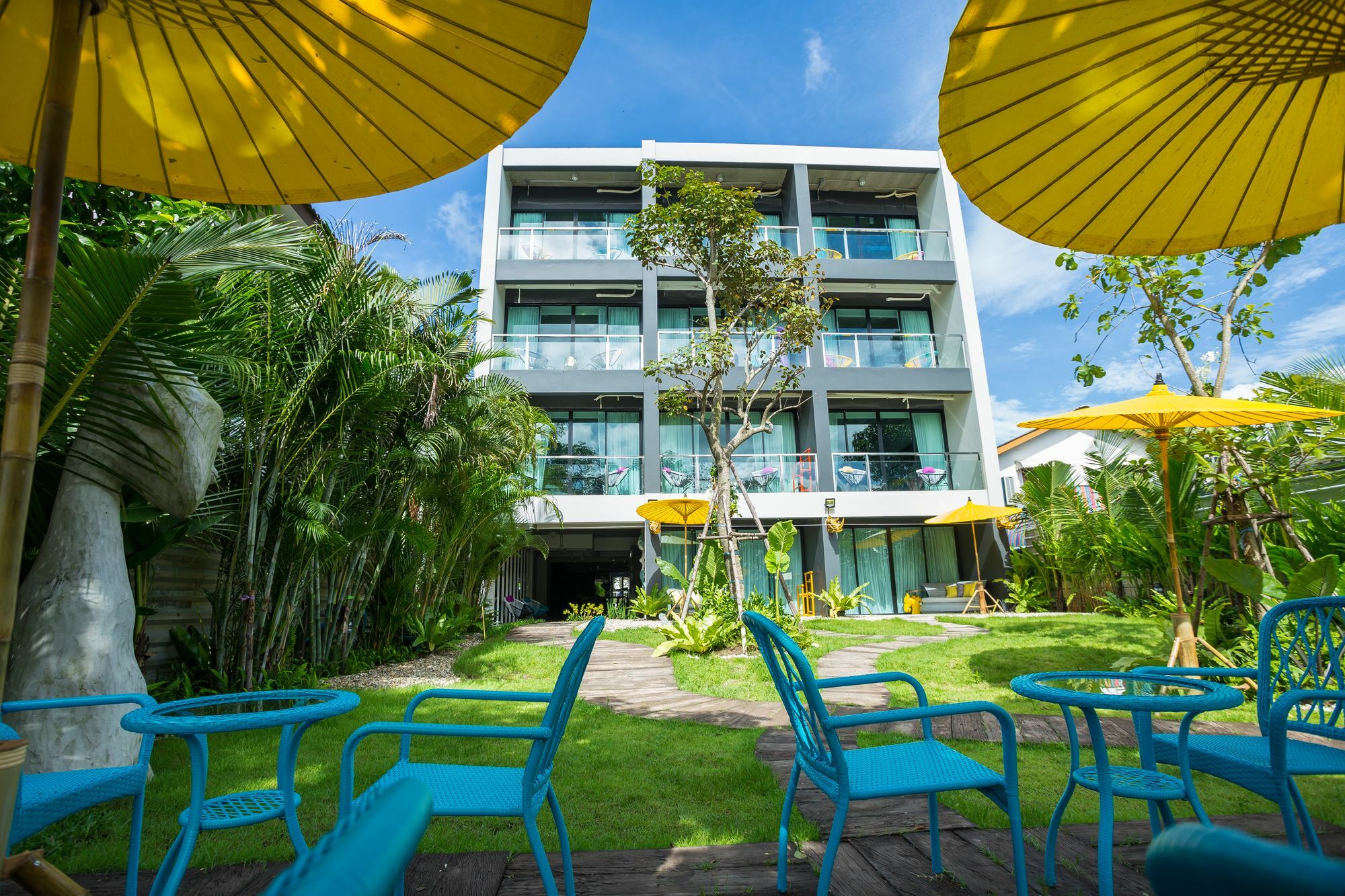 River Art Hotel Чиангмай Экстерьер фото